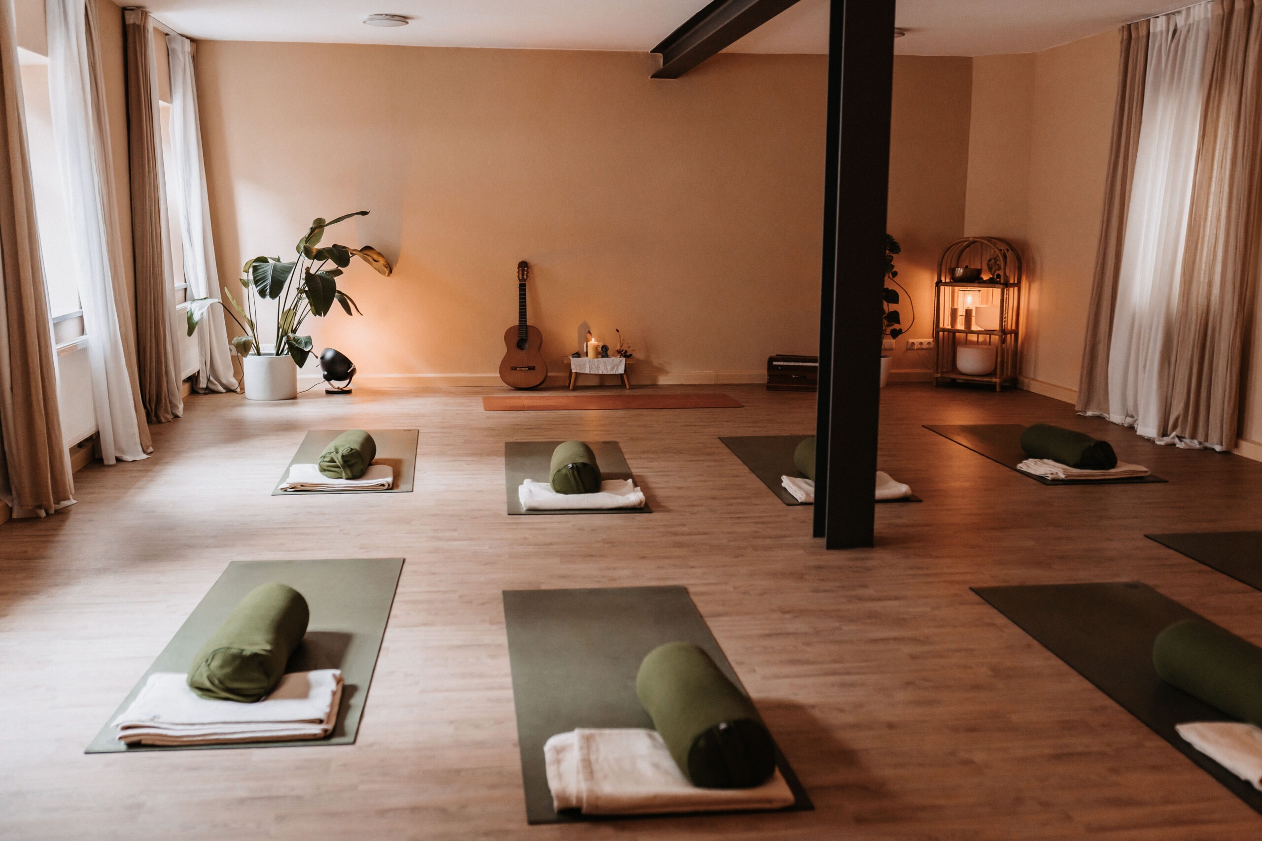 Yoga, Breathwork & Nervensystem-Regulation in Passau – ganzheitliche Körperarbeit für mehr Ruhe, bewusste Atmung und innere Balance